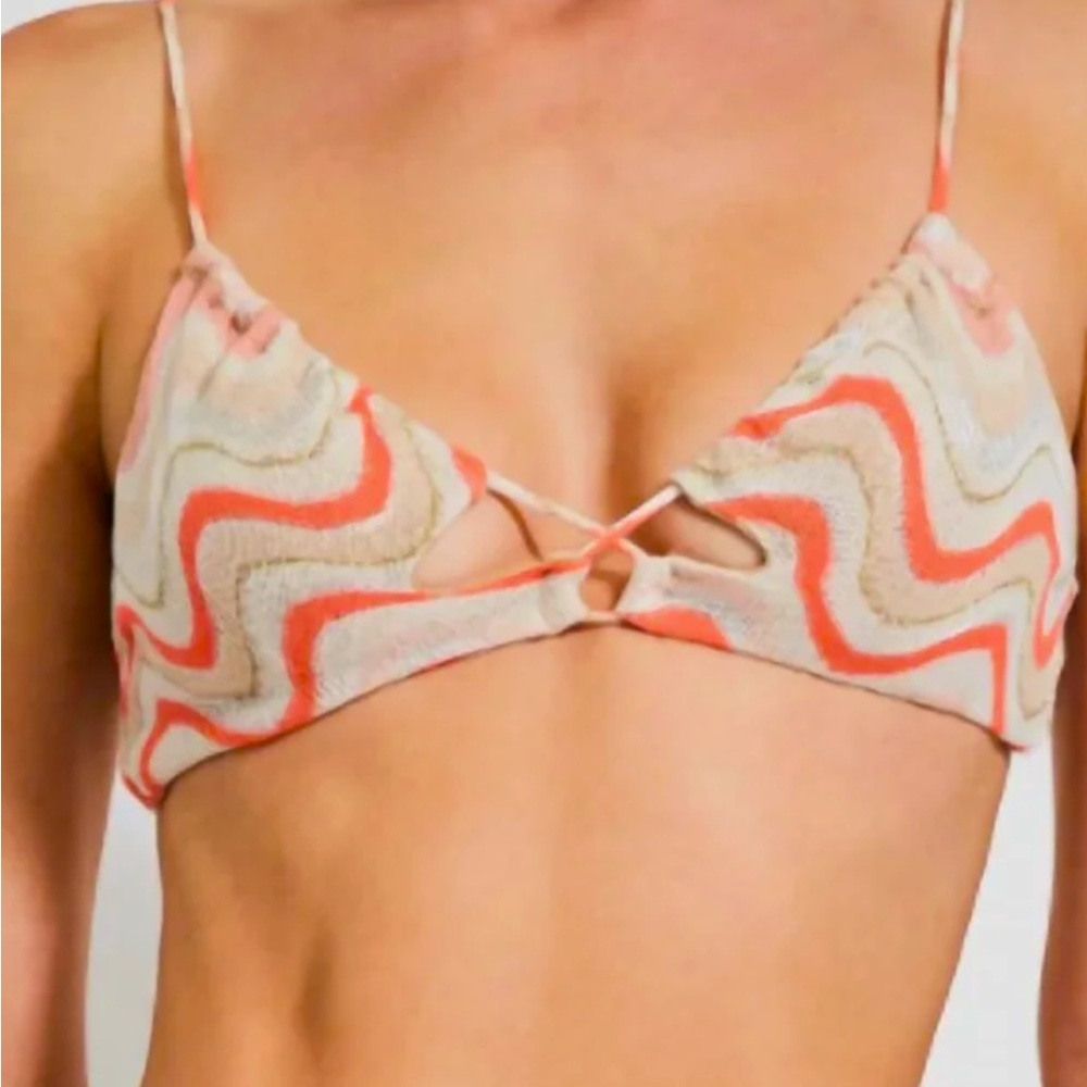 Devon Windsor Lou bikini top size small